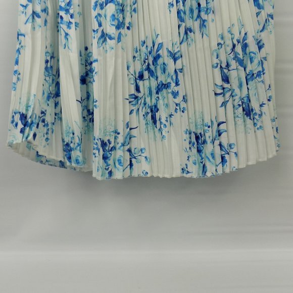 LuLaRoe Jill Accordion-pleated Skirt Size S NWT - Picture 6 of 8